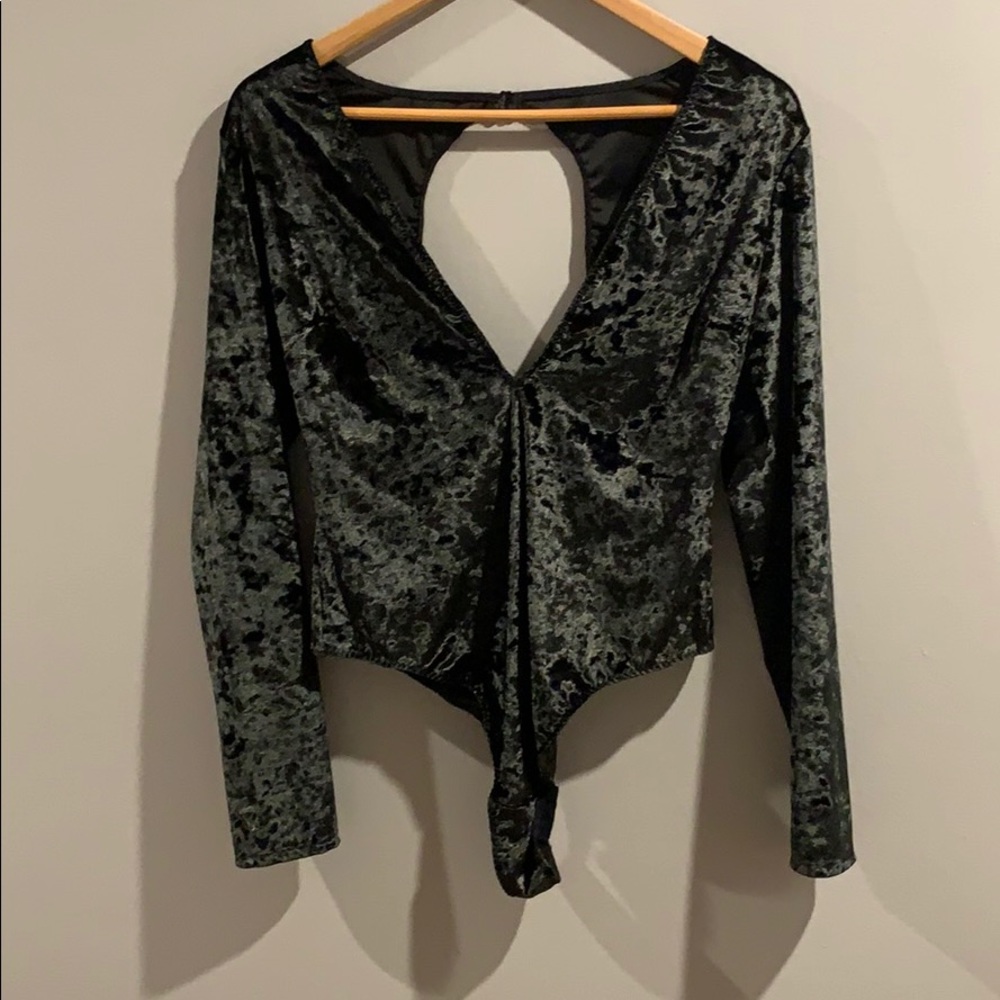 victoria's secret - velvet bodysuit - Picture 3 of 5
